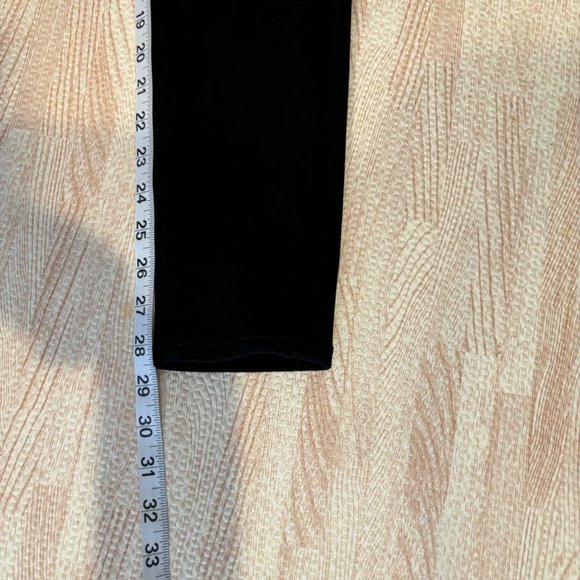 Good American Good Waist Skinny Jeans Size 2/26 - Picture 10 of 10